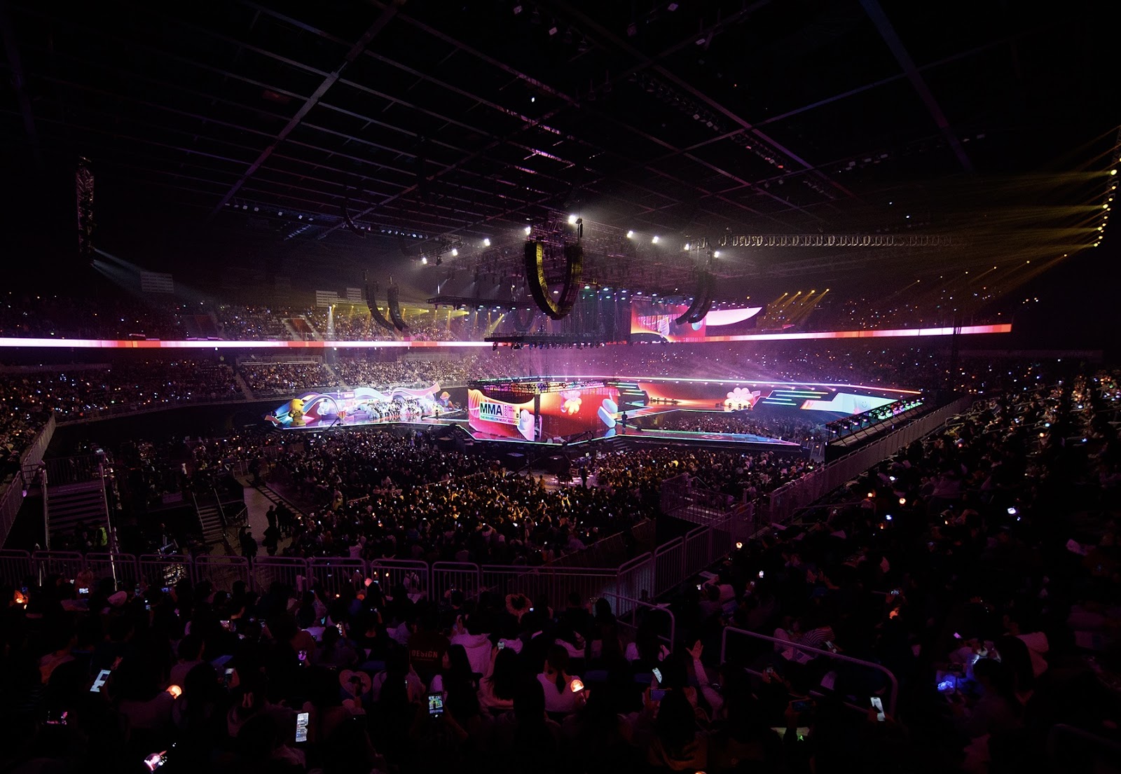 Melon Music Awards 2025 will be held Dec 20 in Seoul with a fairer 60% streaming, 20% fan, 20% expert voting model and ticketing restricted to Melon subscribers. A new stage in K-pop award evolution. Read the full feature: feature.asia/melon-music-awards-2025 Explore more: feature.asia #featureasia #asia #entertainment