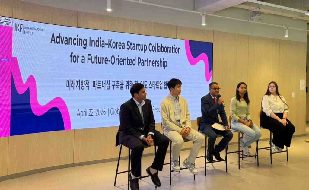 Panel discussion at India–Korea startup forum on cross-border collaboration, featuring entrepreneurs and investors discussing innovation partnerships and global tech ecosystem growth.